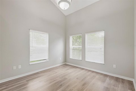 Купить виллу или дом в Тампа, Флорида 5 комнат, 160.16м2, № 2428880 - фото 12