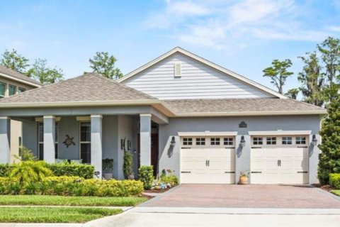 House in Winter Garden, Florida 4 bedrooms, 195.65 sq.m. № 1777357 - photo 1