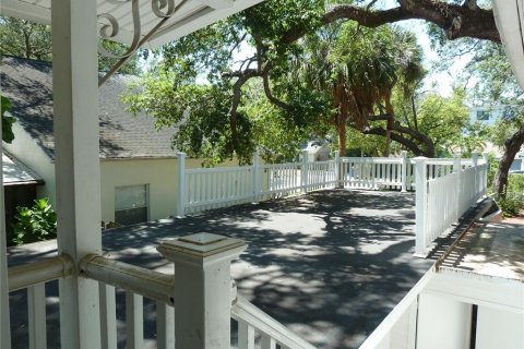 Villa ou maison à vendre à Tampa, Floride: 3 chambres, 200.67 m2 № 2208028 - photo 16