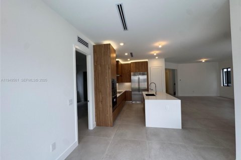 Снять в аренду виллу или дом в Майами, Флорида 5 спален, № 2005210 - фото 22