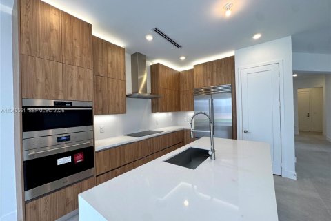 Снять в аренду виллу или дом в Майами, Флорида 5 спален, № 2005210 - фото 2