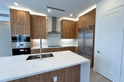 Снять в аренду виллу или дом в Майами, Флорида 5 спален, № 2005210 - фото 28