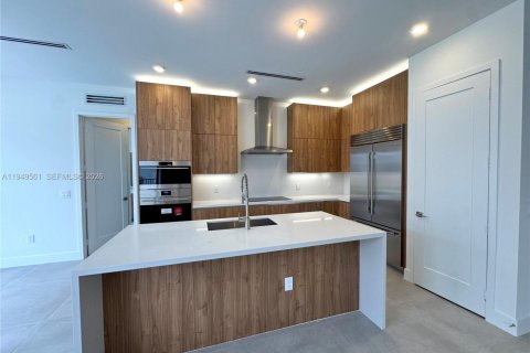 Снять в аренду виллу или дом в Майами, Флорида 5 спален, № 2005210 - фото 27