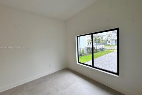 Снять в аренду виллу или дом в Майами, Флорида 5 спален, № 2005210 - фото 30