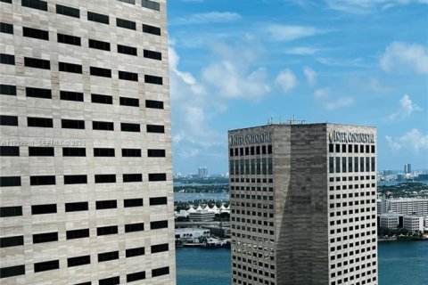 Снять в аренду кондоминиум в Майами, Флорида 2 спальни, 93.46м2, № 1991785 - фото 15