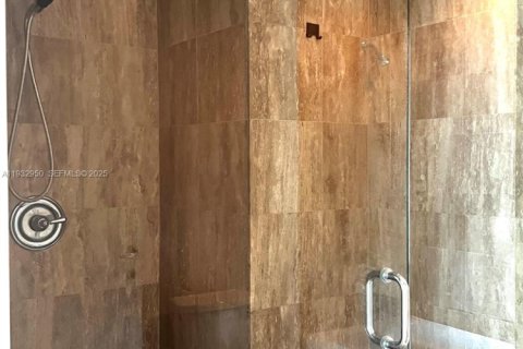 Снять в аренду кондоминиум в Майами, Флорида 2 спальни, 93.46м2, № 1991785 - фото 13