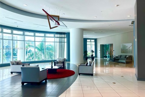 Снять в аренду кондоминиум в Майами, Флорида 2 спальни, 93.46м2, № 1991785 - фото 24