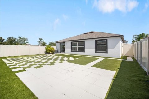 House in BELMONT in Ruskin, Florida 4 bedrooms, 179.77 sq.m. № 1829099 - photo 24