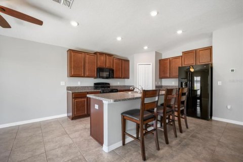 House in BELMONT in Ruskin, Florida 4 bedrooms, 179.77 sq.m. № 1829099 - photo 9