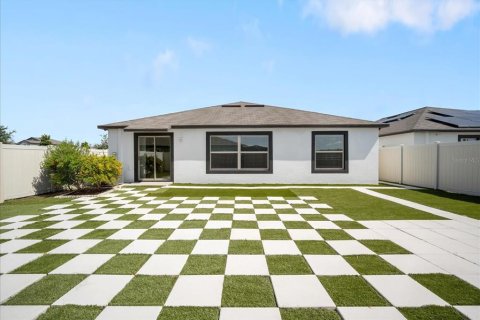 House in BELMONT in Ruskin, Florida 4 bedrooms, 179.77 sq.m. № 1829099 - photo 2