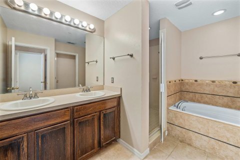 Adosado en venta en Orlando, Florida, 3 dormitorios, 151.71 m2 № 2101558 - foto 12