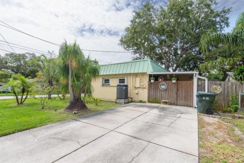 Casa en venta en Largo, Florida, 3 dormitorios, 149.57 m2 № 1816541 - foto 3