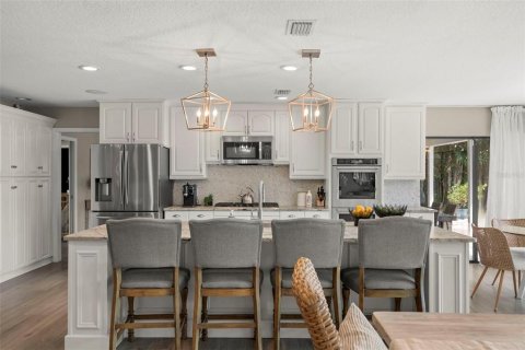 House in Clearwater, Florida 4 bedrooms, 332.31 sq.m. № 1849604 - photo 15