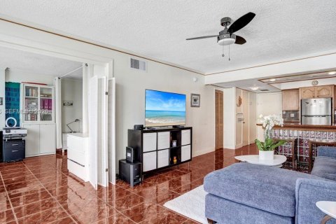Copropriété à vendre à Miami Beach, Floride: 1 chambre, 69.68 m2 № 2154879 - photo 19