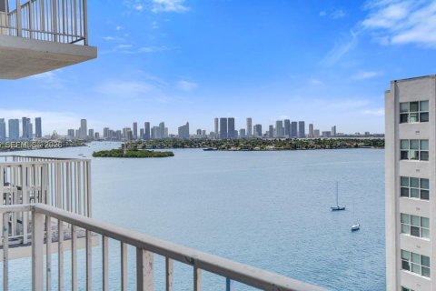 Condo à Miami Beach, Floride, 1 chambre  № 2154879