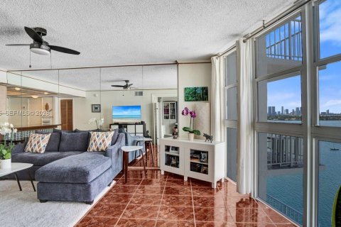 Copropriété à vendre à Miami Beach, Floride: 1 chambre, 69.68 m2 № 2154879 - photo 16