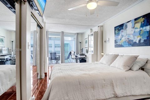 Copropriété à vendre à Miami Beach, Floride: 1 chambre, 69.68 m2 № 2154879 - photo 25