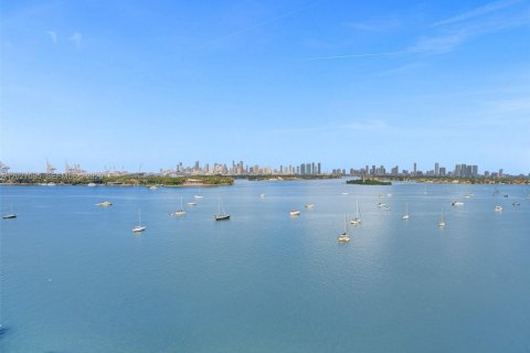 Copropriété à vendre à Miami Beach, Floride: 1 chambre, 69.68 m2 № 2154879 - photo 10