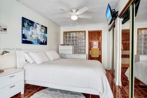 Copropriété à vendre à Miami Beach, Floride: 1 chambre, 69.68 m2 № 2154879 - photo 24