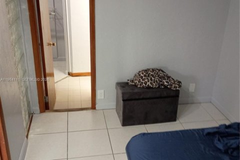 Condo in Miami, Florida  № 2050774 - photo 11