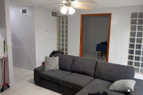 Condo in Miami, Florida  № 2050774 - photo 3
