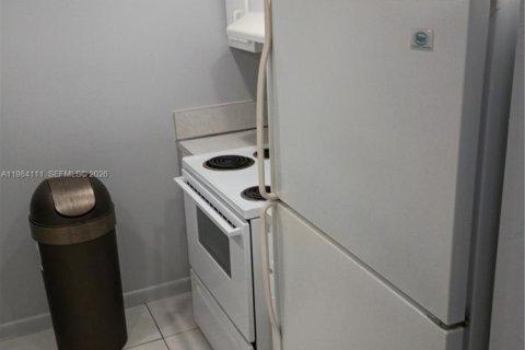 Condo in Miami, Florida  № 2050774 - photo 8