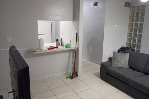 Condo in Miami, Florida  № 2050774 - photo 4