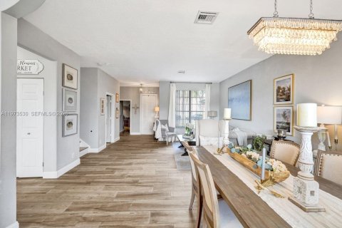 Casa en venta en Miramar, Florida, 4 dormitorios, 209.96 m2 № 2036569 - foto 21