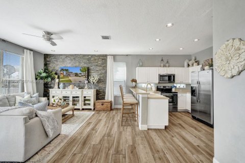 Casa en venta en Miramar, Florida, 4 dormitorios, 209.96 m2 № 2036569 - foto 25