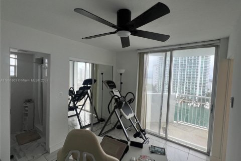 Copropriété à vendre à North Bay Village, Floride: 2 chambres, 92.9 m2 № 1880287 - photo 8