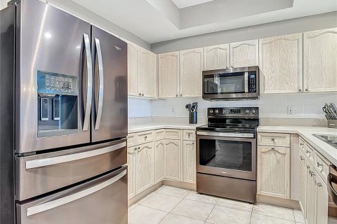Condo in New Smyrna Beach, Florida, 3 bedrooms  № 1907618 - photo 7