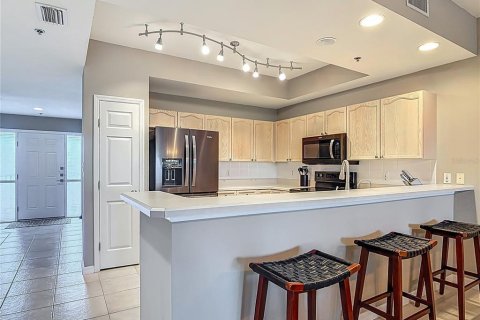Condo in New Smyrna Beach, Florida, 3 bedrooms  № 1907618 - photo 10