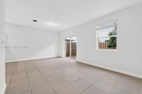 Adosado en alquiler en Homestead, Florida, 3 dormitorios, 157.47 m2 № 2066093 - foto 15