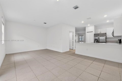 Adosado en alquiler en Homestead, Florida, 3 dormitorios, 157.47 m2 № 2066093 - foto 17