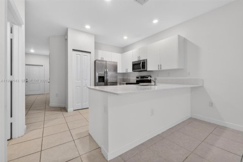 Adosado en alquiler en Homestead, Florida, 3 dormitorios, 157.47 m2 № 2066093 - foto 11