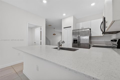 Adosado en alquiler en Homestead, Florida, 3 dormitorios, 157.47 m2 № 2066093 - foto 14