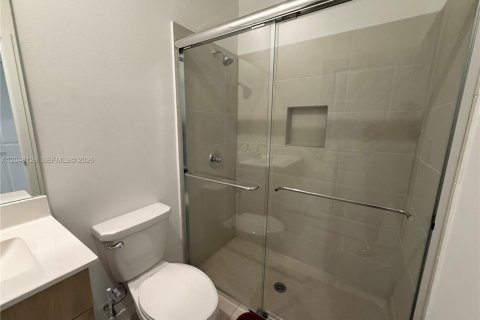 Townhouse in Homestead, Florida 4 bedrooms, 185.99 sq.m. № 2247658 - photo 17