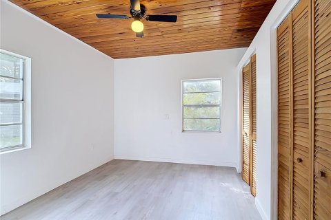 House in Auburndale, Florida 3 bedrooms, 129.6 sq.m. № 2394066 - photo 17