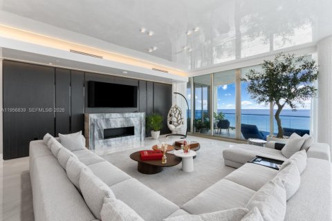 Condo à Sunny Isles Beach, Floride, 5 chambres  № 2022004