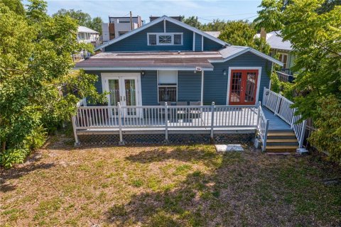 House in Tampa, Florida 3 bedrooms, 144.09 sq.m. № 1654888 - photo 11