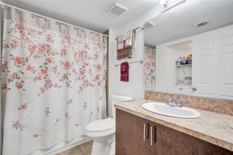 Купить кондоминиум в Хомстед, Флорида 2 спальни, 83.15м2, № 1799286 - фото 24