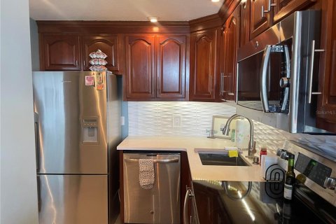 Condo in Orlando, Florida, 1 bedroom  № 1765362 - photo 6