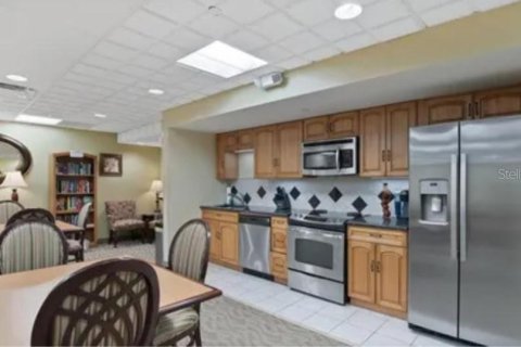 Condo in Orlando, Florida, 1 bedroom  № 1765362 - photo 14