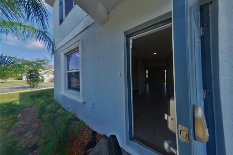 Casa en alquiler en Sun City Center, Florida, 4 dormitorios, 240.71 m2 № 1866179 - foto 22