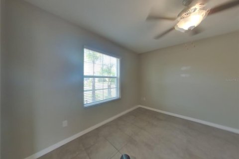 Casa en alquiler en Sun City Center, Florida, 4 dormitorios, 240.71 m2 № 1866179 - foto 19