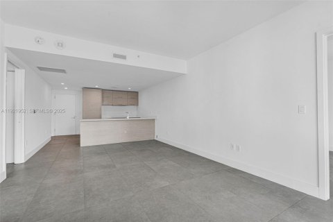 Copropriété à louer à Miami, Floride: 2 chambres, 80.64 m2 № 1976872 - photo 9