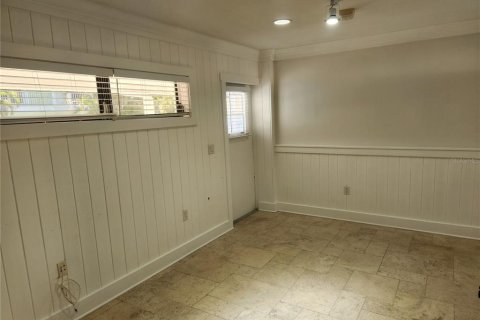 Immobilier commercial à vendre à Bradenton Beach, Floride: 38.65 m2 № 2202929 - photo 9