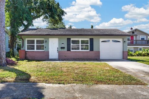 Casa en Saint Petersburg, Florida 3 dormitorios, 93.65 m2 № 2383362