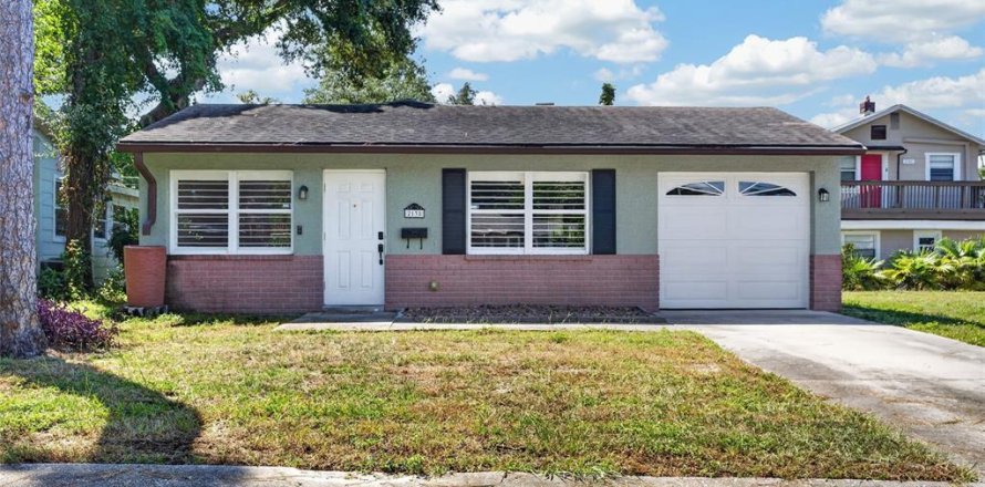 Casa en Saint Petersburg, Florida 3 dormitorios, 93.65 m2 № 2383362