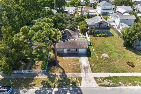 Casa en venta en Saint Petersburg, Florida, 3 dormitorios, 93.65 m2 № 2383362 - foto 5
